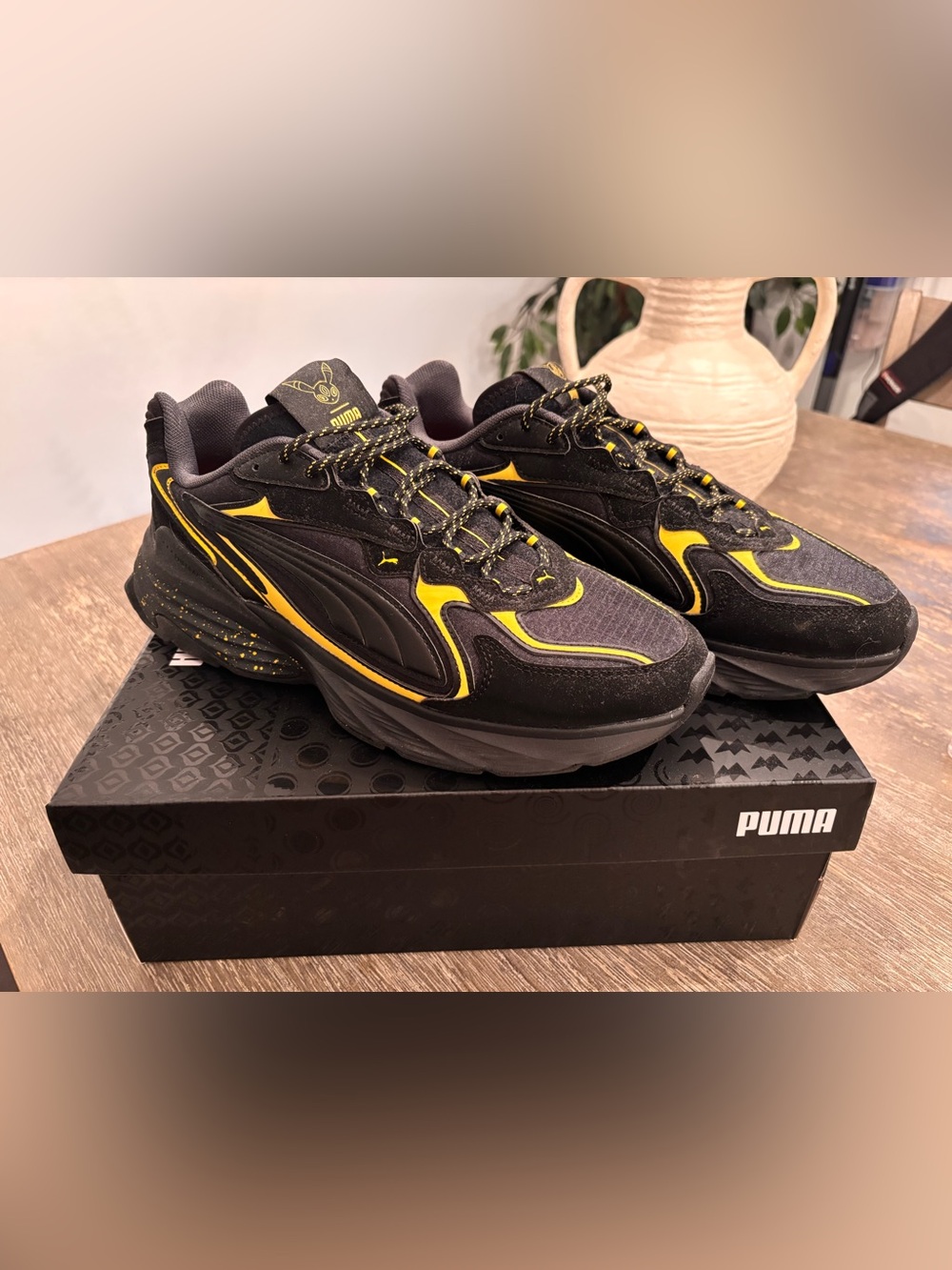 Puma X Pokémon Umbreon Men’s Black & Yellow Sneakers